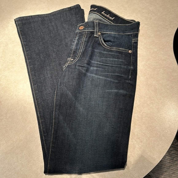 7 For All Mankind Women’s Jeans - Picture 2 of 3